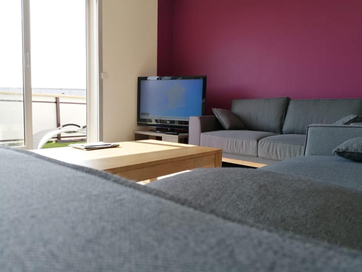 Appartement Lily-Rose Cerizay Exterior photo
