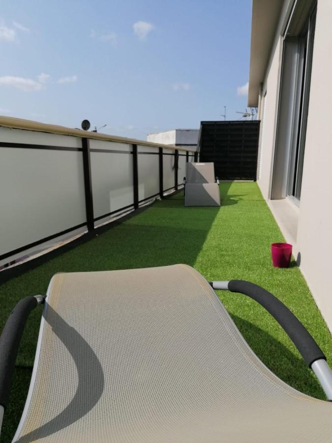 Appartement Lily-Rose Cerizay Exterior photo